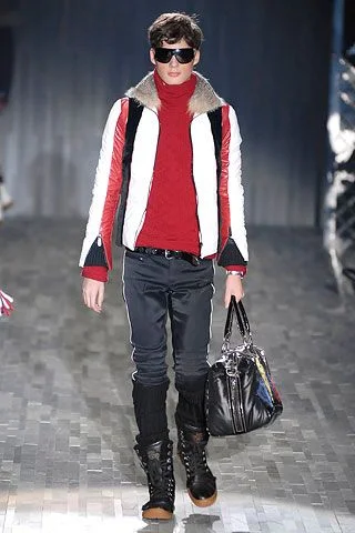Look 32